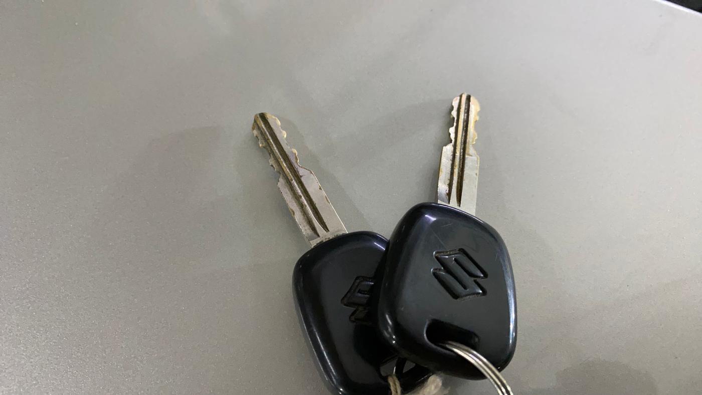 2015 Maruti Alto K10 VXI, Petrol, Manual, 77,254 km, Key Close Up