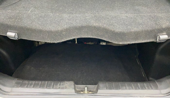 2017 Maruti Baleno DELTA PETROL 1.2, Petrol, Manual, 46,747 km, Boot Inside