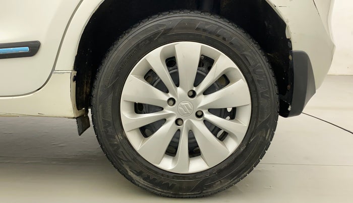 2017 Maruti Baleno DELTA PETROL 1.2, Petrol, Manual, 46,747 km, Left Rear Wheel