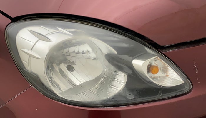 2015 Honda Amaze 1.2L I-VTEC S, Petrol, Manual, 92,348 km, Right headlight - Minor scratches