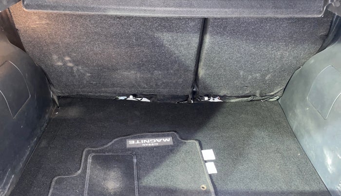 2024 Nissan MAGNITE N-Connecta B4D 1.0 Petrol AMT Dual Tone, Petrol, Automatic, 16,035 km, Boot Inside