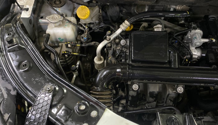 2024 Nissan MAGNITE N-Connecta B4D 1.0 Petrol AMT Dual Tone, Petrol, Automatic, 16,035 km, Engine View - Right