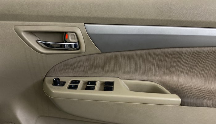 2014 Maruti Ertiga ZXI, Petrol, Manual, 54,164 km, Driver Side Door Panels Control