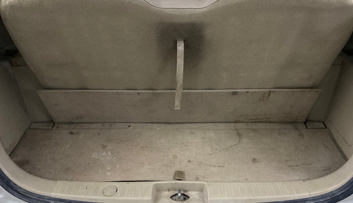 2014 Maruti Ertiga ZXI, Petrol, Manual, 54,164 km, Boot Inside