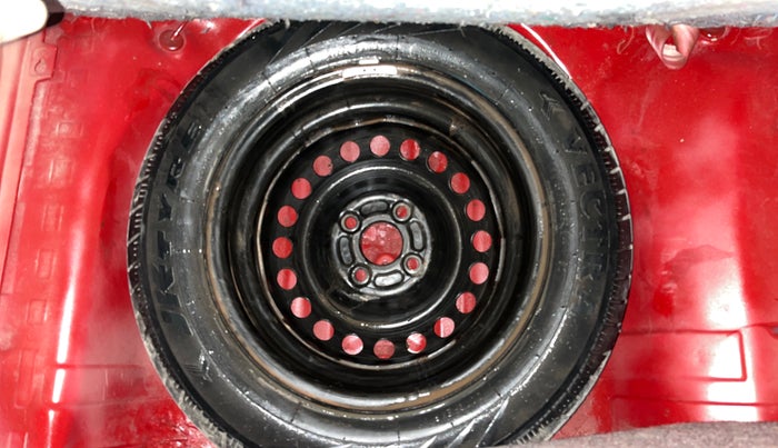 2015 Honda Brio VX MT, Petrol, Manual, 93,935 km, Spare Tyre