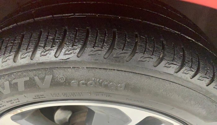 2021 Tata ALTROZ XZ PETROL, Petrol, Manual, 38,797 km, Right Front Tyre Tread