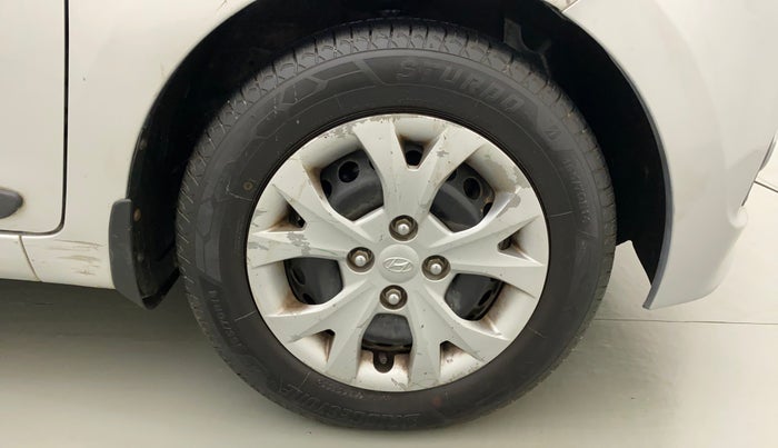 2015 Hyundai Grand i10 MAGNA 1.2 KAPPA VTVT, Petrol, Manual, 49,511 km, Right Front Wheel