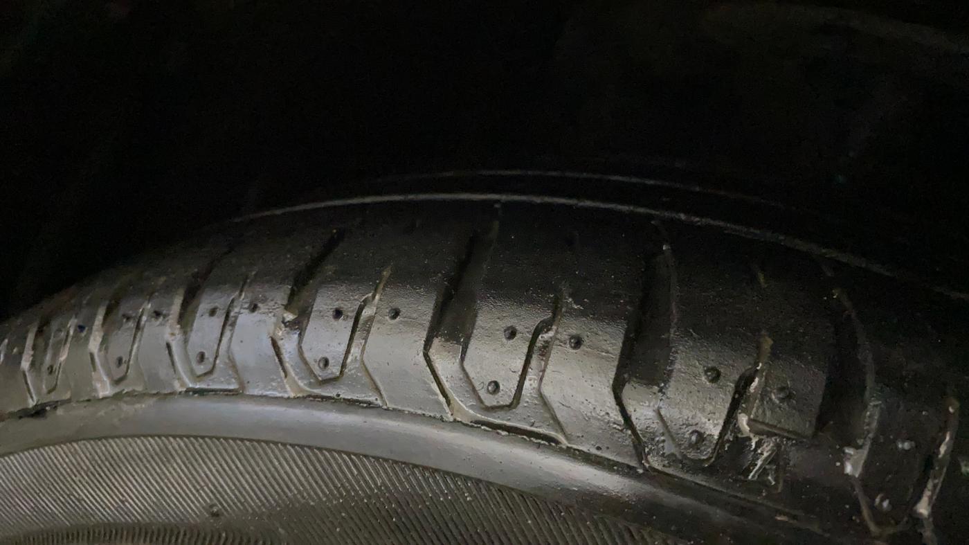 2017 Maruti Baleno ALPHA PETROL 1.2, Petrol, Manual, 84,196 km, Right Front Tyre Tread