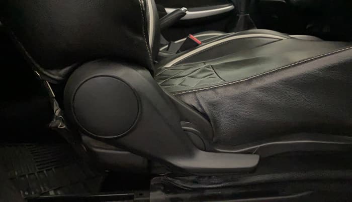 2017 Maruti Baleno ALPHA PETROL 1.2, Petrol, Manual, 84,196 km, Driver Side Adjustment Panel