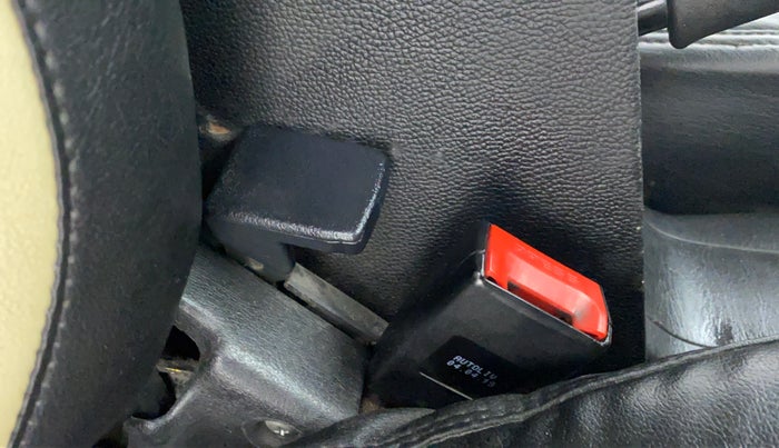 2019 Maruti Eeco 5 STR CNG WITH AC PLUSHTR, CNG, Manual, 46,415 km, Driver Side Adjustment Panel