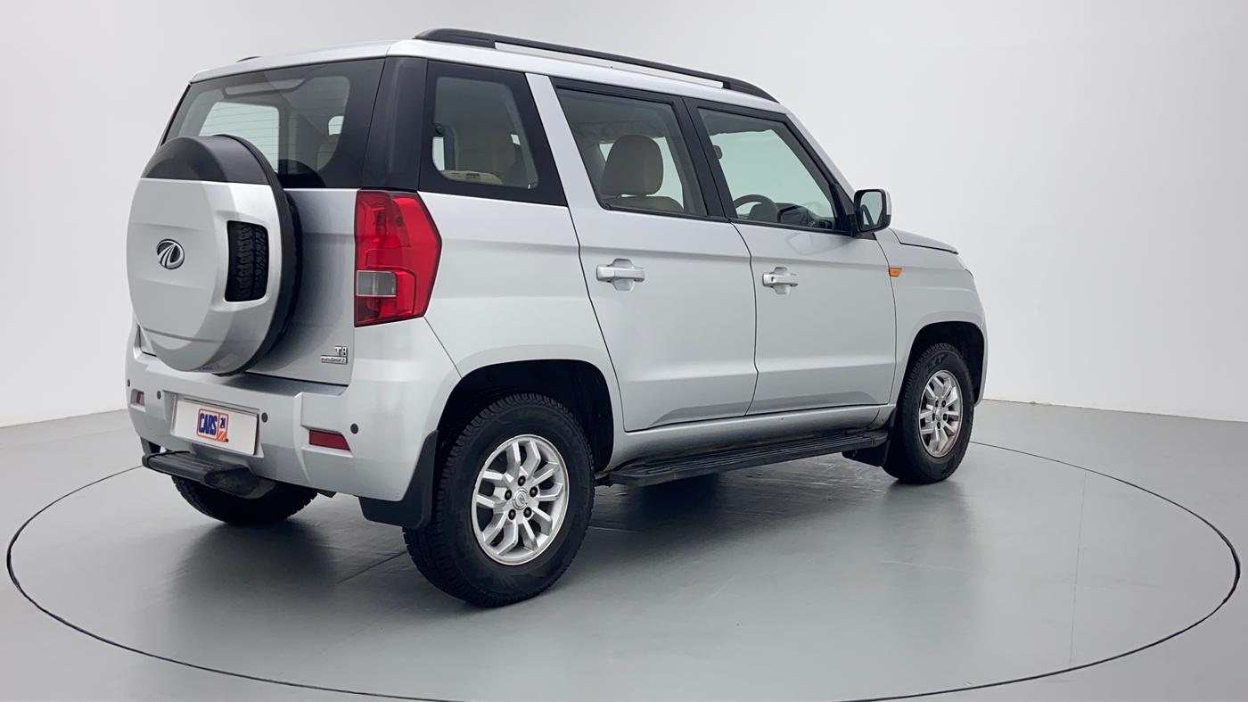 2016 Mahindra TUV300 T8 AT, Diesel, Automatic, 98,590 km, Right Back Diagonal (45- Degree) View