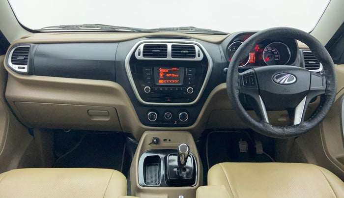 2016 Mahindra TUV300 T8 AT, Diesel, Automatic, 98,590 km, Dashboard View