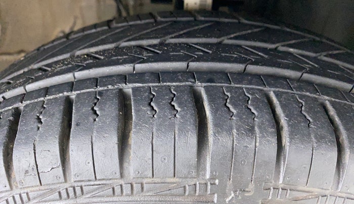 2020 Volkswagen Polo Trendline 1.0 L Petrol, Petrol, Manual, 13,679 km, Right Front Tyre Tread