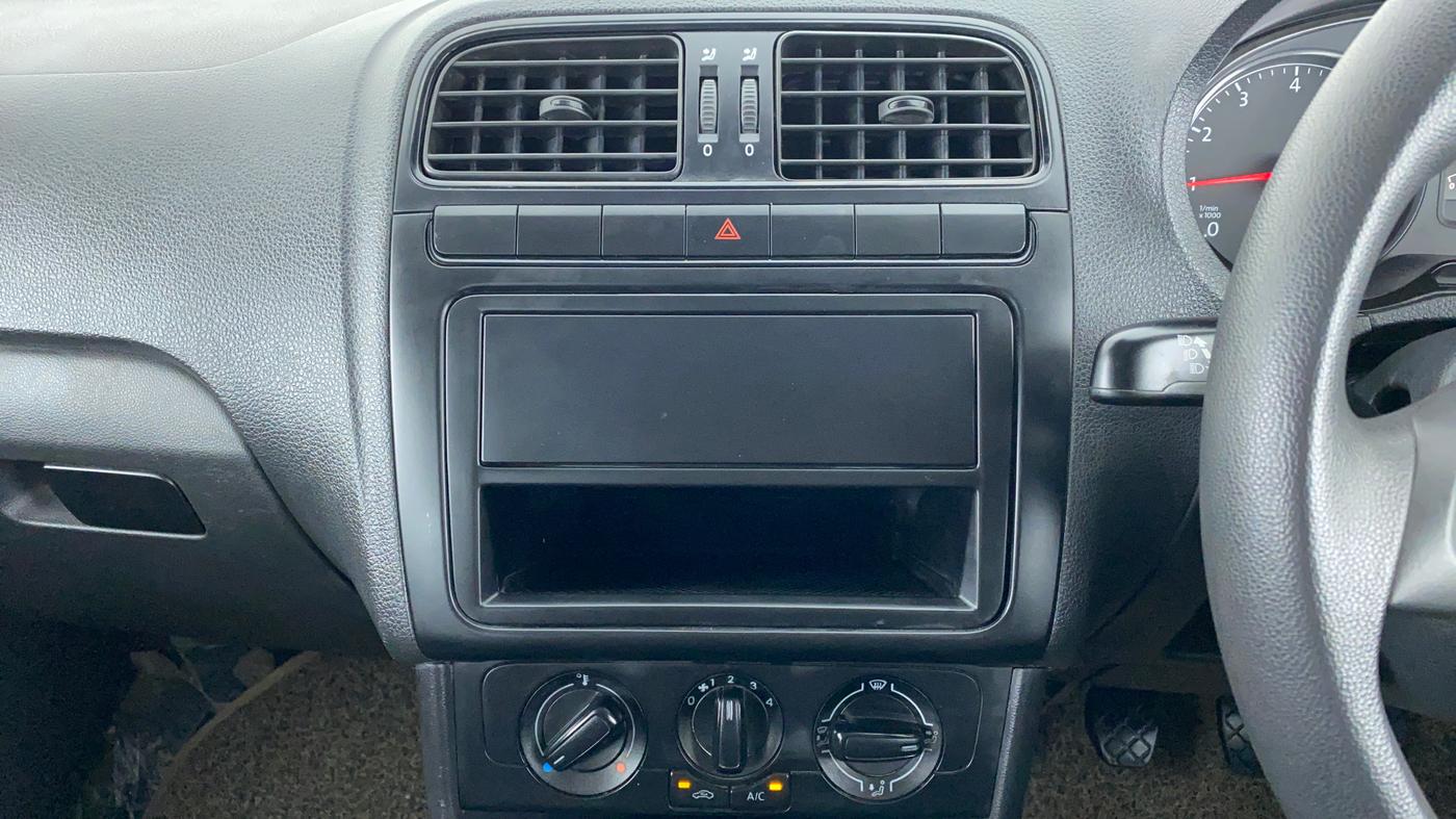 2020 Volkswagen Polo Trendline 1.0 L Petrol, Petrol, Manual, 13,679 km, Air Conditioner
