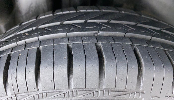 2020 Volkswagen Polo Trendline 1.0 L Petrol, Petrol, Manual, 13,679 km, Right Rear Tyre Tread