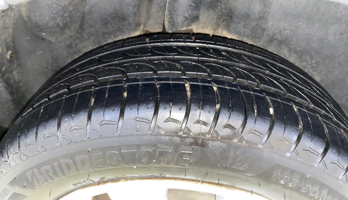 2016 Volkswagen Polo HIGHLINE 1.0L, Petrol, Manual, 58,567 km, Right Rear Tyre Tread