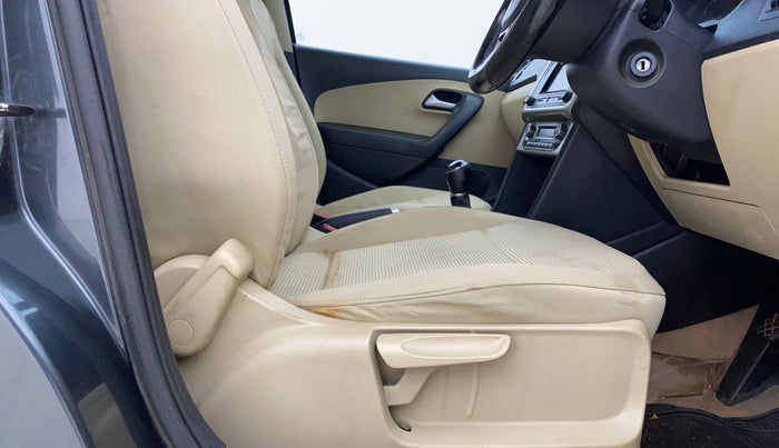 2016 Volkswagen Polo HIGHLINE 1.0L, Petrol, Manual, 58,567 km, Driver Side Adjustment Panel