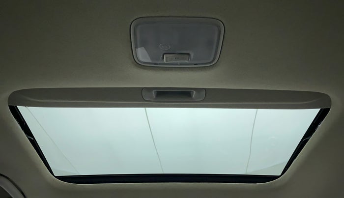 2019 Hyundai VENUE 1.0 Turbo GDI DCT SX+DT, Petrol, Automatic, 7,880 km, Moonroof/ Sunroof