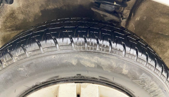 2017 Maruti Alto 800 LXI, CNG, Manual, 45,113 km, Left Front Tyre Tread