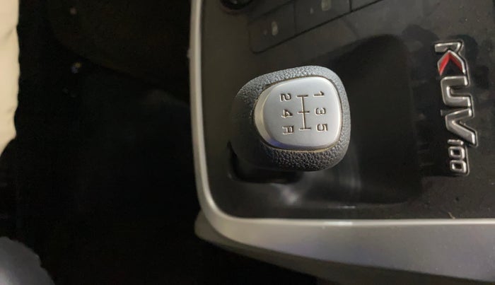 2017 Mahindra Kuv100 K6 6 STR, Petrol, Manual, 27,723 km, Gear Lever