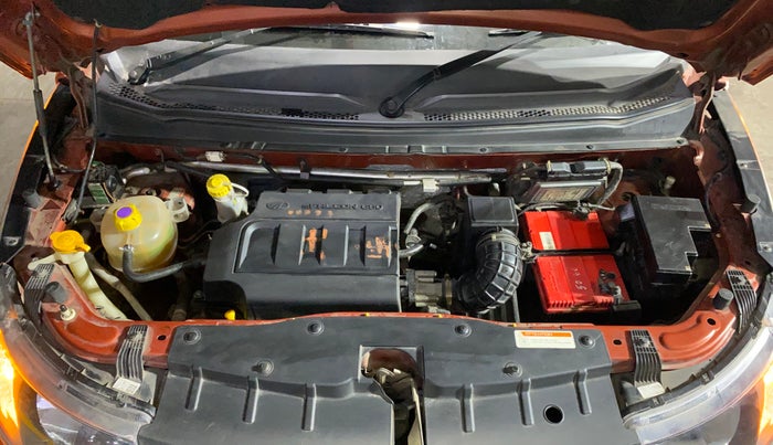 2017 Mahindra Kuv100 K6 6 STR, Petrol, Manual, 27,723 km, Engine View