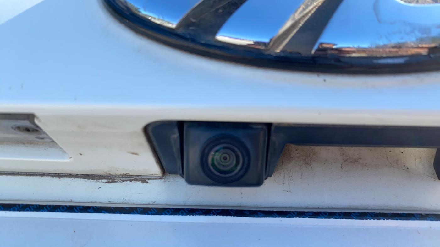 2022 Mahindra XUV300 W8 (O) 1.2 PETROL AMT, Petrol, Automatic, 36,068 km, Parking Camera
