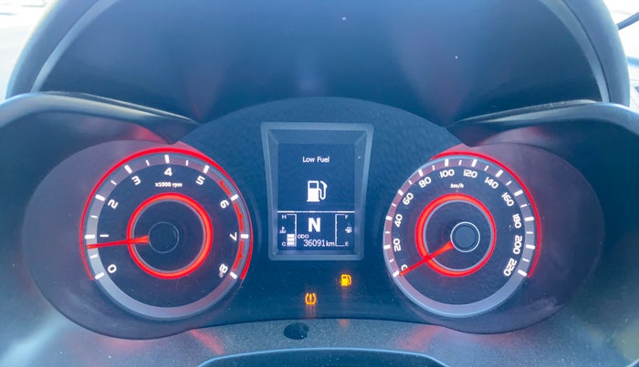 2022 Mahindra XUV300 W8 (O) 1.2 PETROL AMT, Petrol, Automatic, 36,068 km, Odometer Image