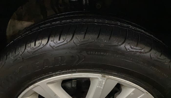 2014 Volkswagen Polo GT TSI AT, Petrol, Automatic, 51,709 km, Right Front Tyre Tread