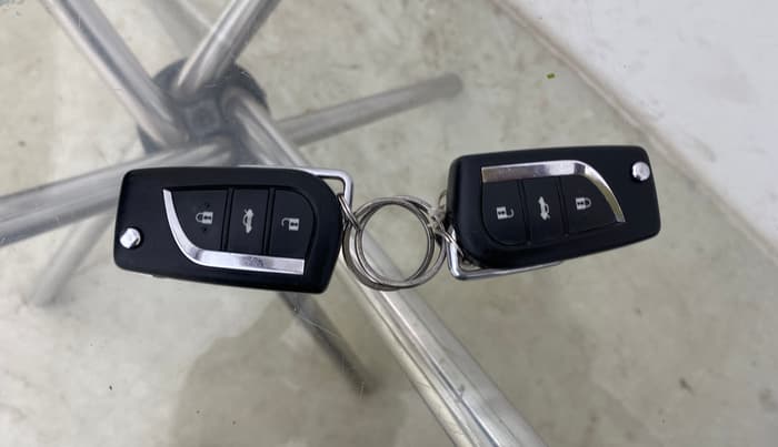 2015 Toyota Corolla Altis G PETROL, Petrol, Manual, 40,659 km, Key Close Up