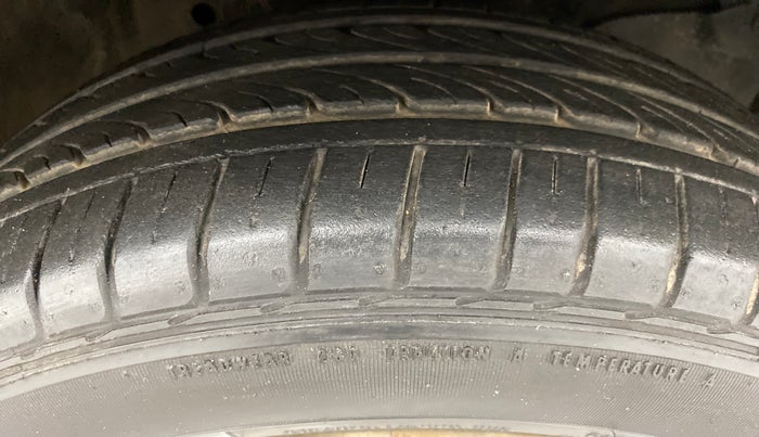 2015 Honda City VX CVT PETROL, Petrol, Automatic, 10,087 km, Right Front Tyre Tread