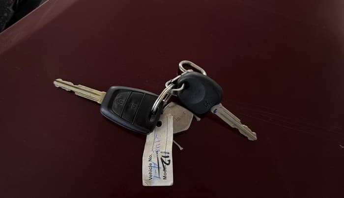 2015 Hyundai Grand i10 SPORTZ 1.2 KAPPA VTVT, Petrol, Manual, 45,841 km, Key Close Up