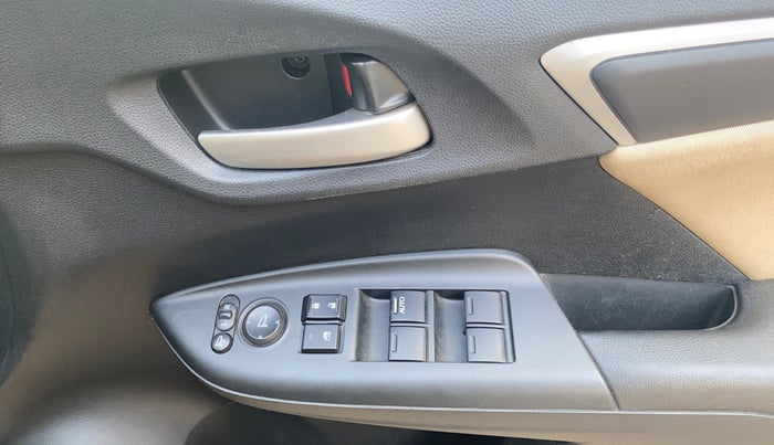 2021 Honda Jazz 1.2L I-VTEC ZX, Petrol, Manual, 42,409 km, Driver Side Door Panels Control