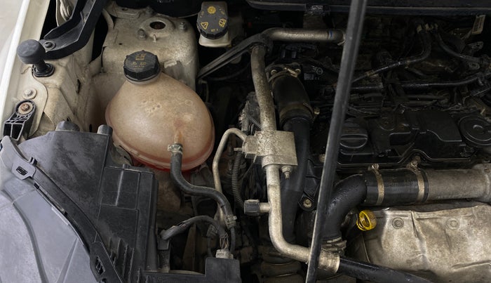 2018 Ford Ecosport TITANIUM 1.5L SPORTS(SUNROOF) DIESEL, Diesel, Manual, 70,330 km, Engine View - Right