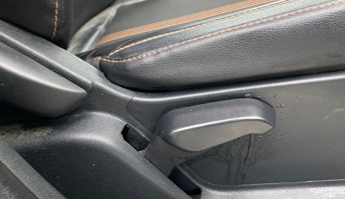 2018 Ford Ecosport TITANIUM 1.5L SPORTS(SUNROOF) DIESEL, Diesel, Manual, 70,330 km, Driver Side Adjustment Panel