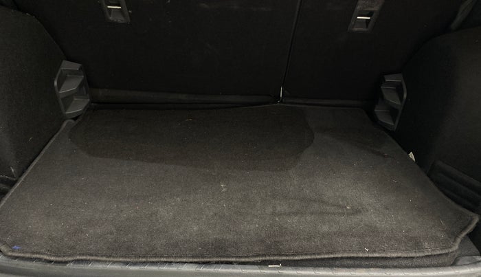 2018 Ford Ecosport TITANIUM 1.5L SPORTS(SUNROOF) DIESEL, Diesel, Manual, 70,330 km, Boot Inside