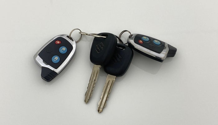 2017 Maruti Alto 800 LXI, Petrol, Manual, 31,028 km, Key Close Up