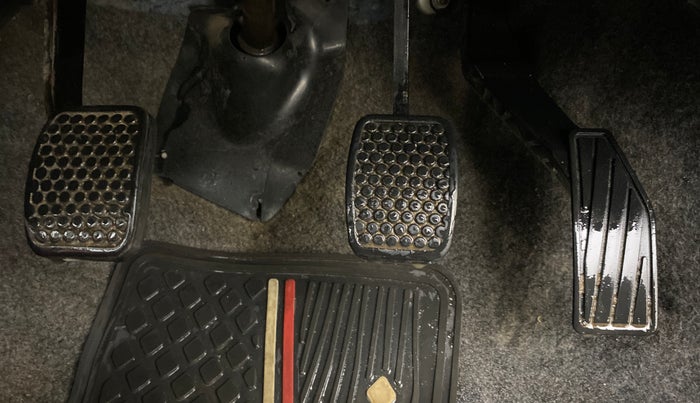 2017 Maruti Alto 800 LXI, Petrol, Manual, 31,028 km, Pedals