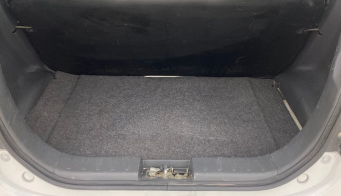 2017 Maruti Alto 800 LXI, Petrol, Manual, 31,028 km, Boot Inside