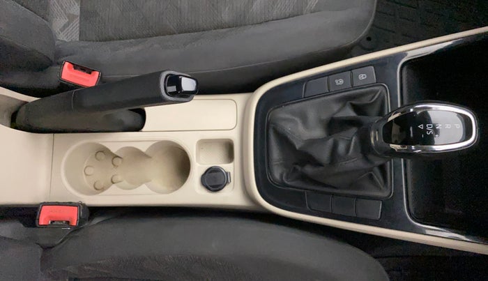 2022 Skoda SLAVIA AMBITION 1.0L TSI AT, Petrol, Automatic, 29,291 km, Gear Lever