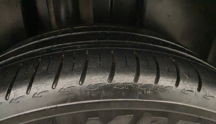 2022 Skoda SLAVIA AMBITION 1.0L TSI AT, Petrol, Automatic, 29,291 km, Right Rear Tyre Tread