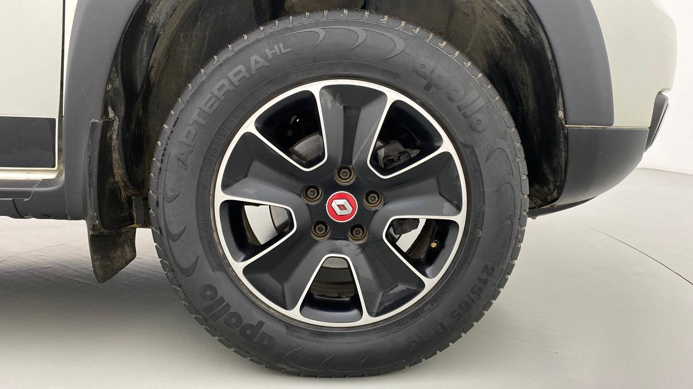 2017 Renault Duster RXS CVT 106 PS, Petrol, Automatic, 22,921 km, Right Front Wheel