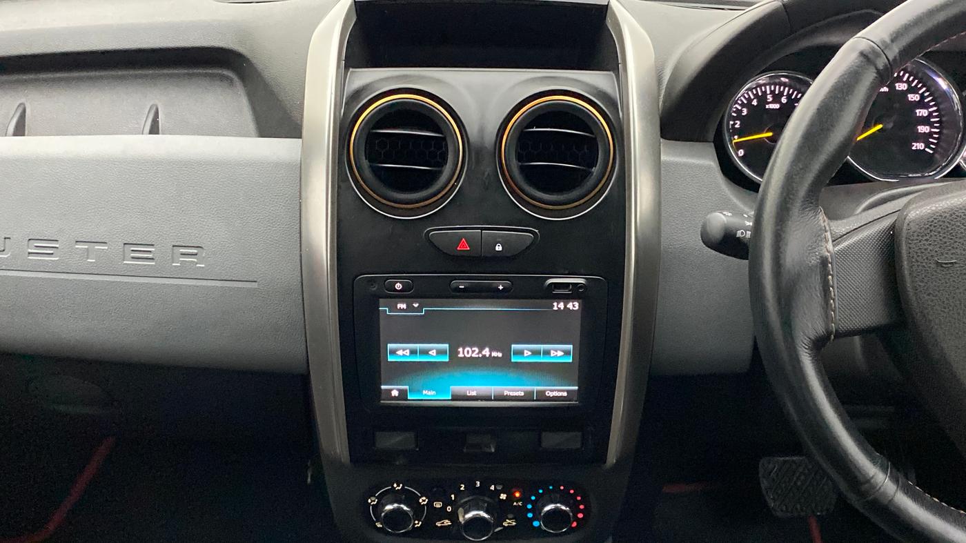 2017 Renault Duster RXS CVT 106 PS, Petrol, Automatic, 22,921 km, Air Conditioner