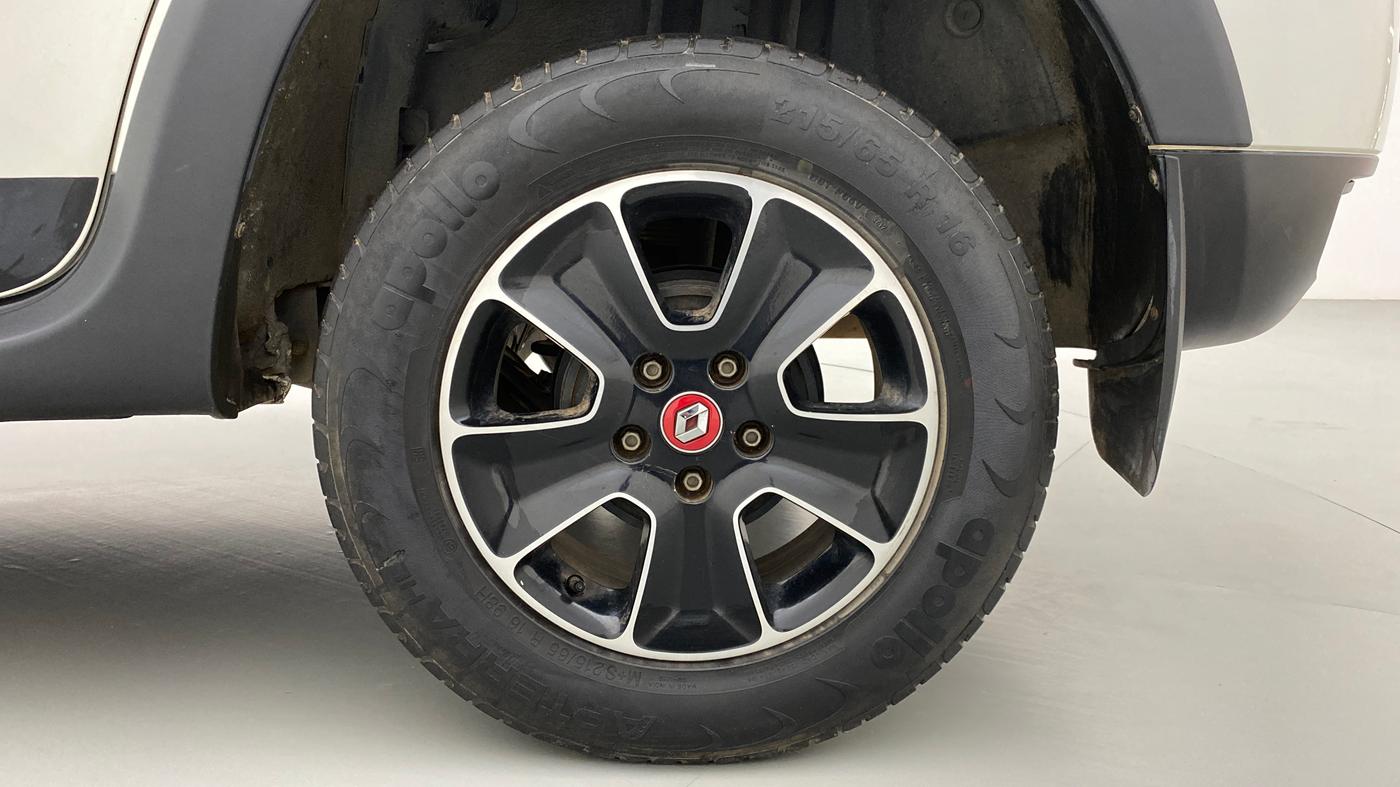2017 Renault Duster RXS CVT 106 PS, Petrol, Automatic, 22,921 km, Left Rear Wheel