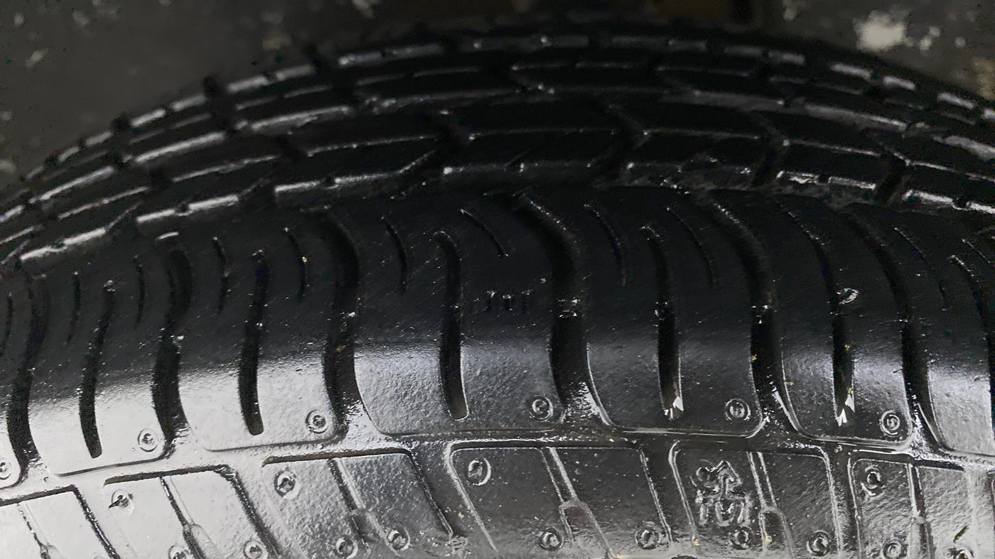 2018 Maruti Alto K10 VXI (O) AMT, Petrol, Automatic, 4,740 km, Left Front Tyre Tread