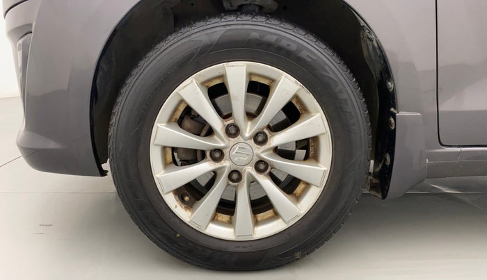 2014 Maruti Ertiga ZDI, Diesel, Manual, 70,327 km, Left Front Wheel
