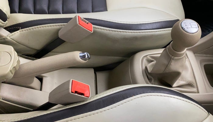 2014 Maruti Ertiga ZDI, Diesel, Manual, 70,327 km, Gear Lever