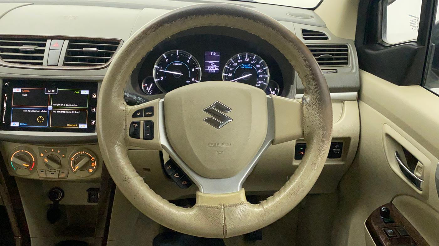 2017 Maruti Ertiga ZDI + SHVS, Diesel, Manual, 84,540 km, Steering Wheel Close Up
