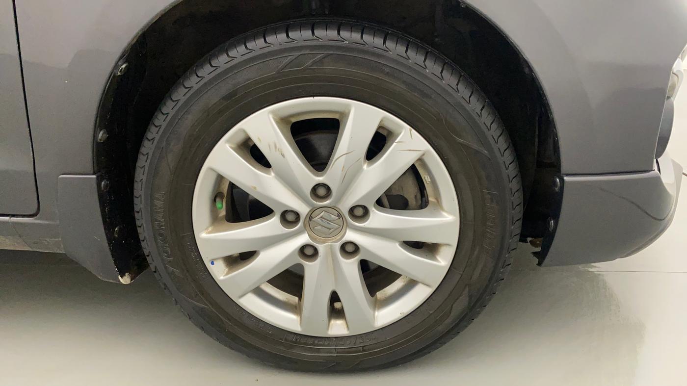 2017 Maruti Ertiga ZDI + SHVS, Diesel, Manual, 84,540 km, Right Front Wheel