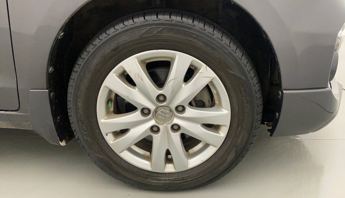 2017 Maruti Ertiga ZDI + SHVS, Diesel, Manual, 84,540 km, Right Front Wheel