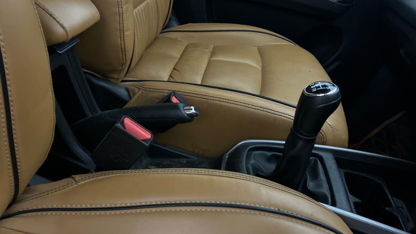 2022 Maruti XL6 ALPHA MT, Petrol, Manual, 37,161 km, Gear Lever